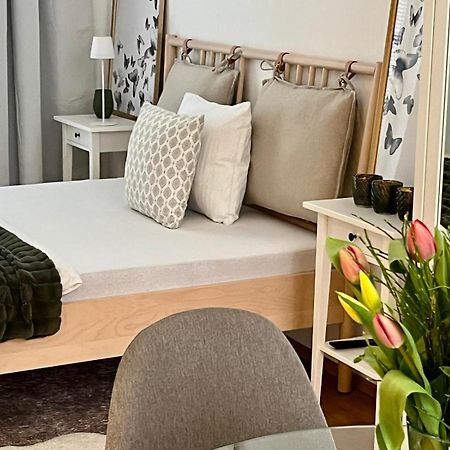 Gemuetliches Studio Apartment Виена Екстериор снимка
