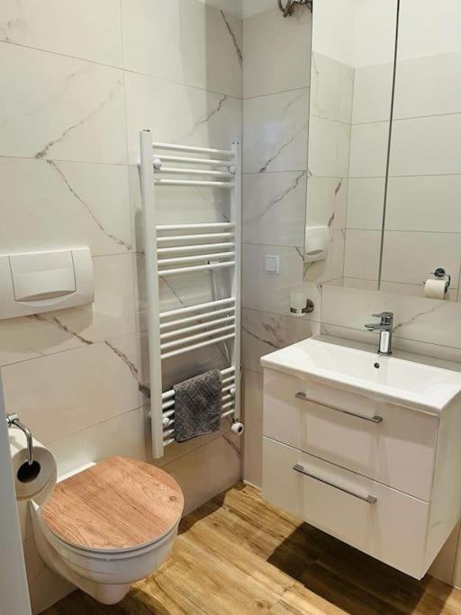 Gemuetliches Studio Apartment Виена Екстериор снимка